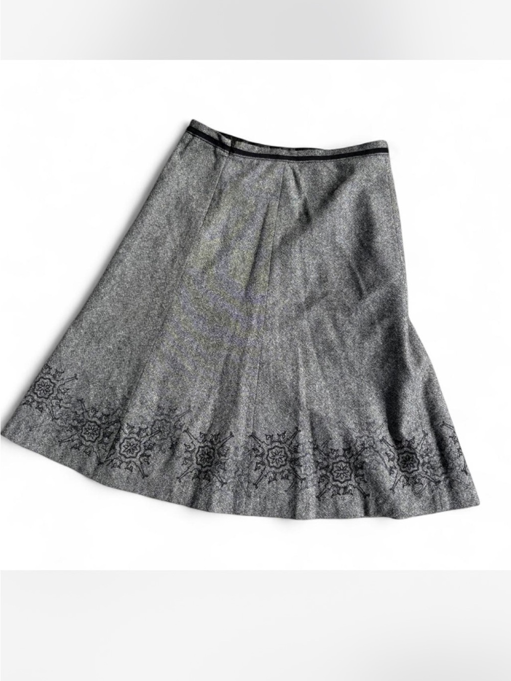 Vintage Wool Black grey silky lined embroidered midi skirt Eddie Bauer size 8